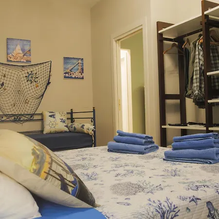 Blue Laguna Apartment *